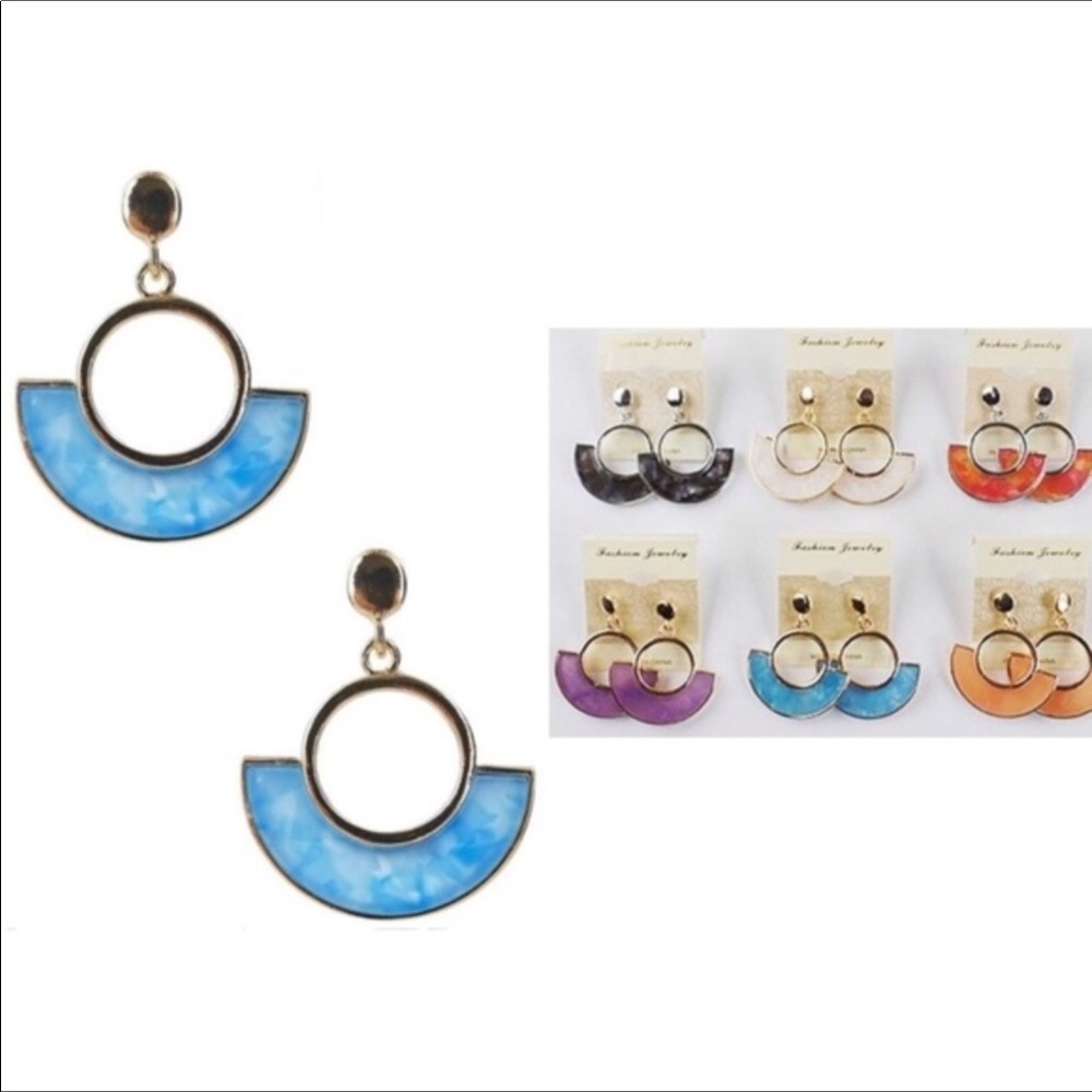 💋 Pick (2) Trendy assorted Dangle Earrings!